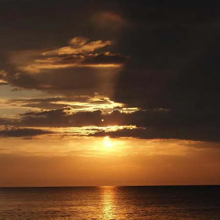 Nadmorska Ucieczka - Seaside Getaway - *